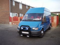 To Fit 2000 - 2006 Ford Transit MK6 Front Matte Black Steel Grill Bullbar A Bar + Spot