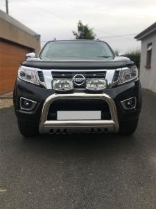 To Fit 2016+ Nissan Navara D23 / NP300 Bull Bar + 9.5" Jumbo Spot Light