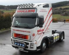 To Fit Volvo FH Series 2 & 3 Globetrotter Standard Cab Roof Light Bar + Flush LED