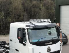 To Fit 2017+ New Sino Low Cab Roof Light Bar + Jumbo LED Spots